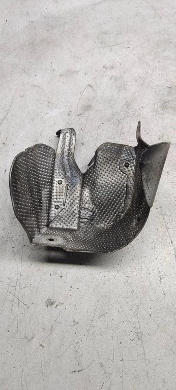 Exhaust heat shield 31293885