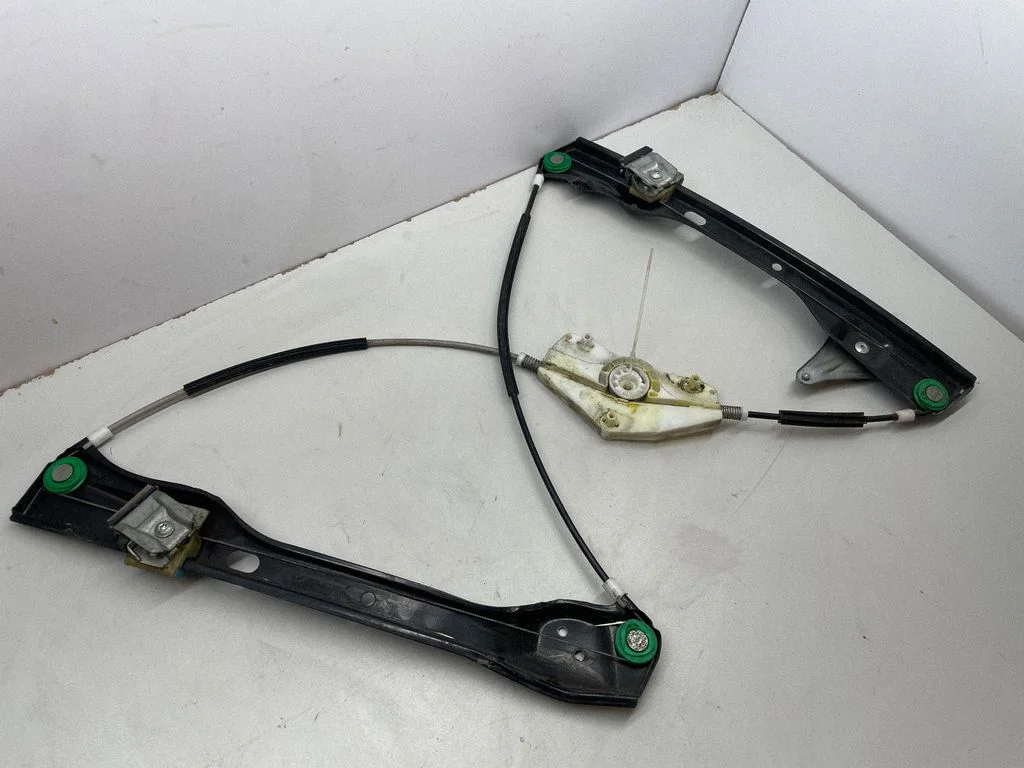 El. loga pacēlāja mehānisma komplekts – Volkswagen Passat B6 (2005-2010)