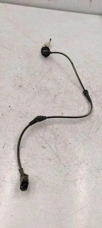 Front ABS sensor wiring – Audi A3 S3 8P (2003-2012)