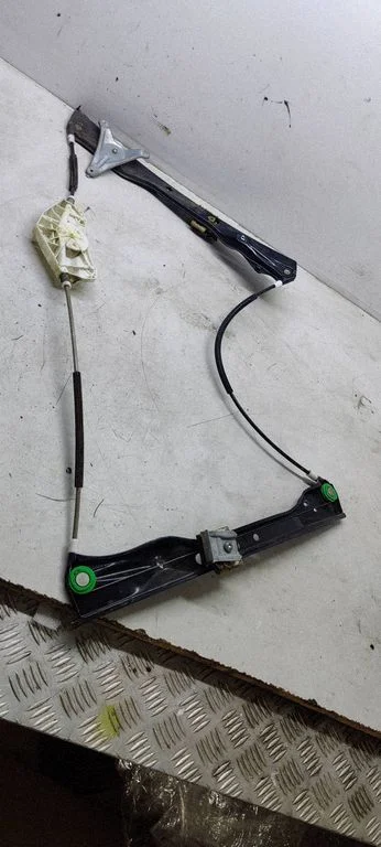 Rear door window regulator with motor 980874101