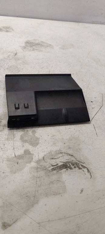 USB socket connector 5E1857367B