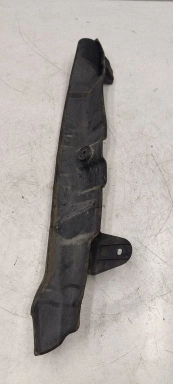 Fender end trim 8P0821111B