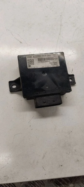 Power management control unit – Volkswagen Passat CC (2008-2016)