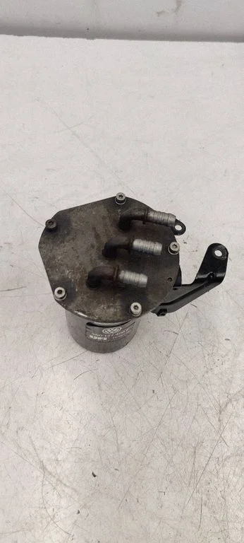 Fuel filter housing – Volkswagen e-Golf (2014-)