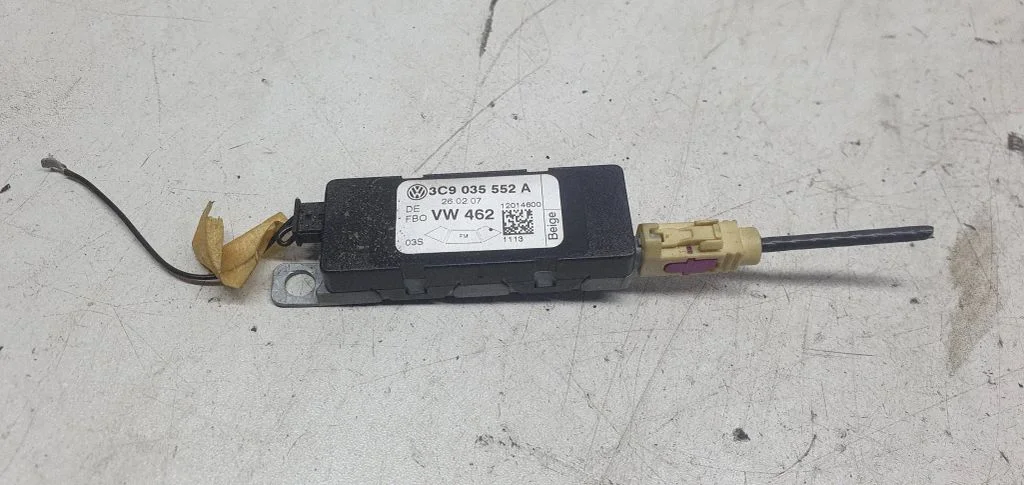 Antenna control unit 3C9035552A
