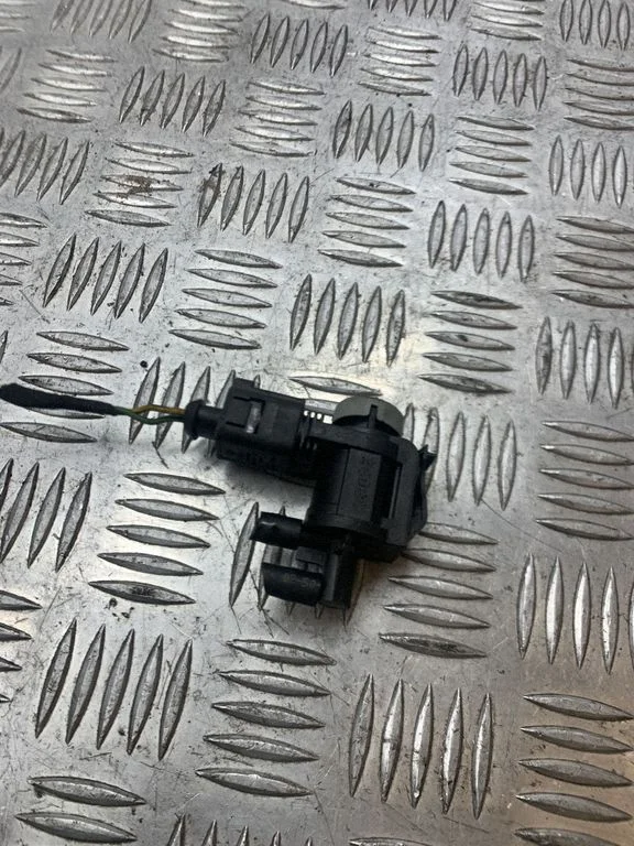 Turbinos elektrinis valdymo aktuatorius