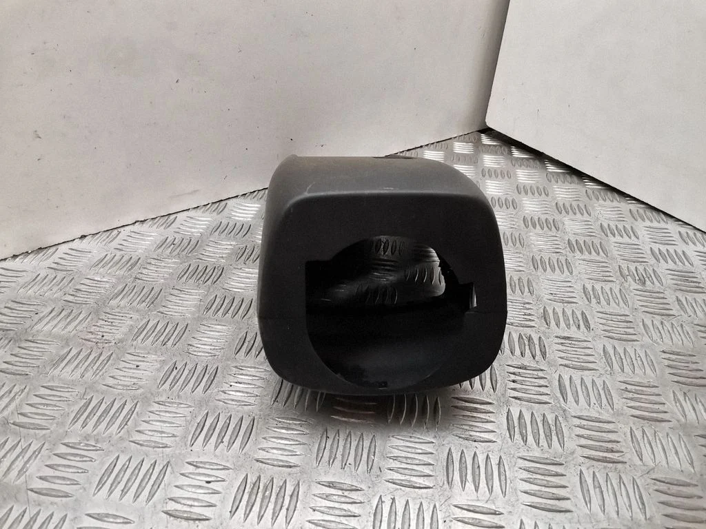 Steering wheel trim – Volkswagen Passat CC (2008-2016)
