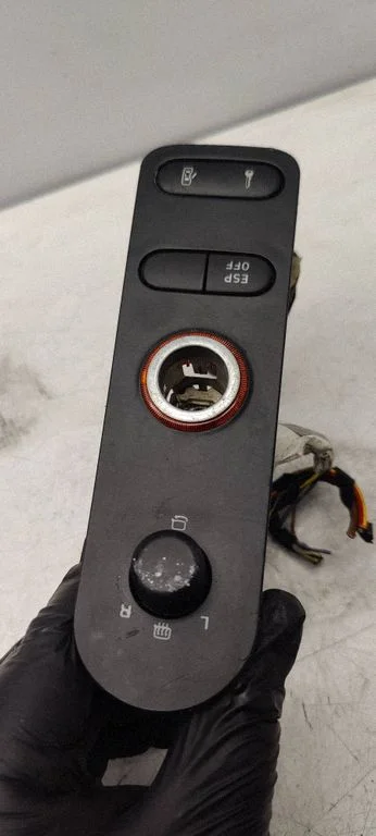 A set of switches – Seat Altea XL (2004-2015)