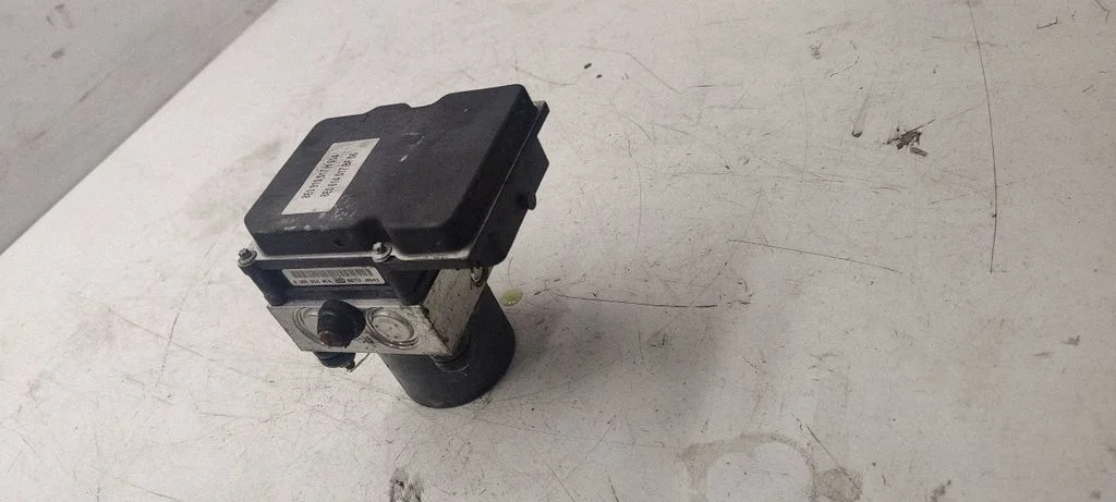 ABS block – Audi A4 S4 B7 8E 8H (2005-2008)