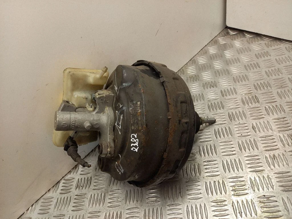 Brake booster 8E0612105N
