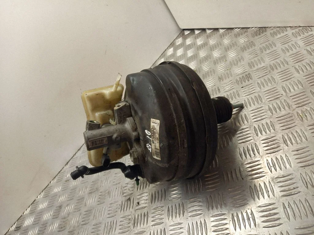 Brake booster – Audi A4 S4 B6 8E 8H (2001-2005)