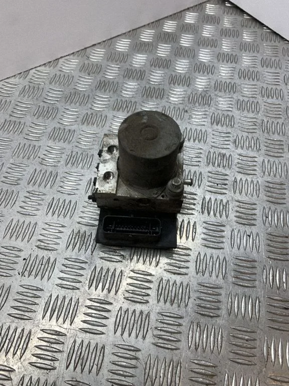 ABS block – Audi A4 S4 B7 8E 8H (2005-2008)