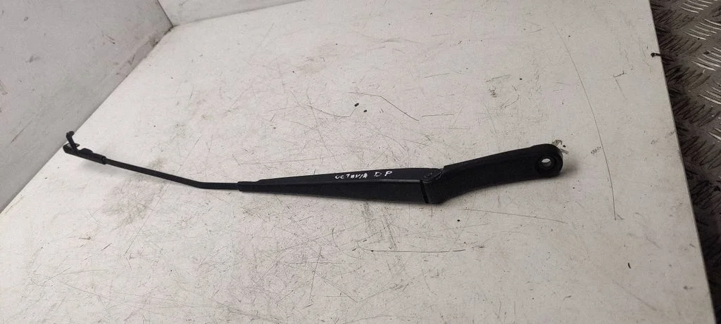 Front wiper blade arm 1z1955410A