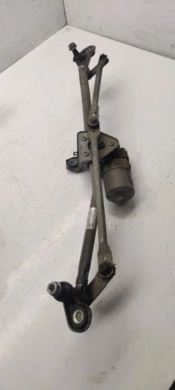 Front wiper linkage and motor 8e1955023e