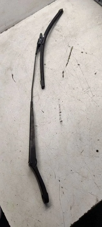 Front wiper blade arm 1Z1955410