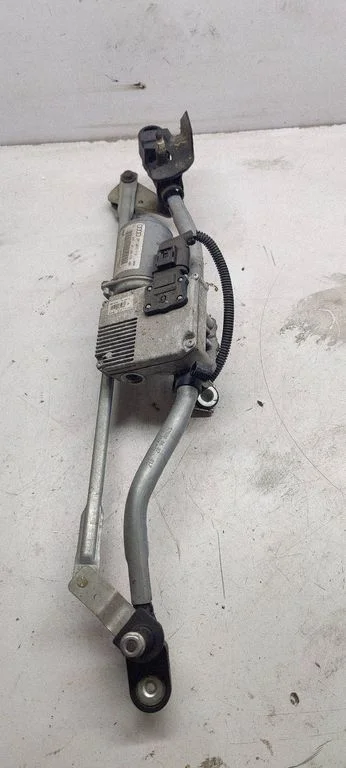 Front wiper linkage and motor 8k1955119
