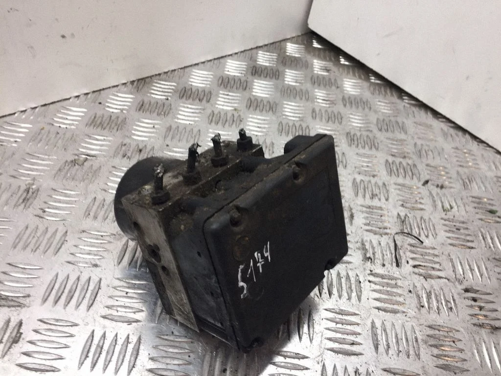 Pompa ABS – Volkswagen Golf IV (1998-2005)
