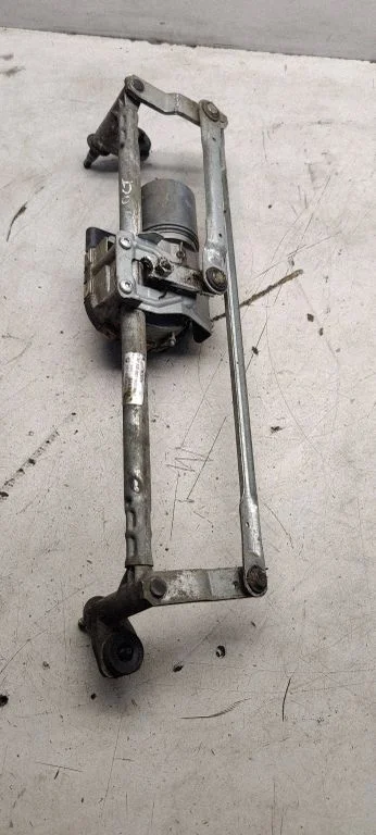 Front wiper linkage and motor – Skoda Octavia Mk2 (1Z) (2004-2013)