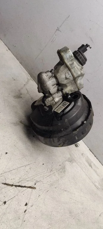 Brake booster 7n2614105C