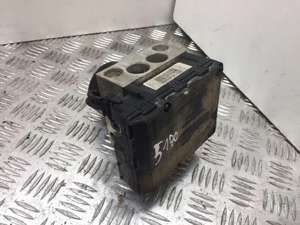 ABS block – Volkswagen Golf IV (1998-2005)