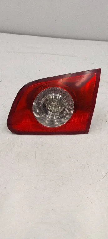 Tailgate rear/tail lights 3C9945094
