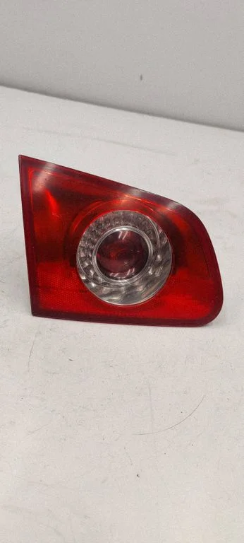 Tailgate rear/tail lights 3C9945093