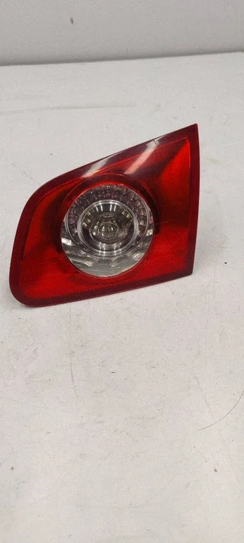 Tailgate rear/tail lights 3C9945094