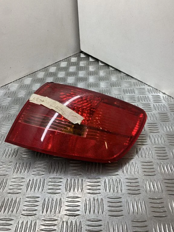 Rear/tail lights 4F09945096