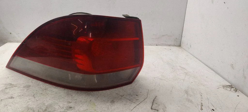 Rear/tail lights 1K9945095G