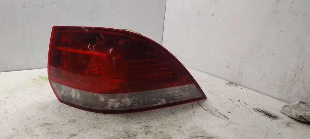 Rear/tail lights 1K9945096E