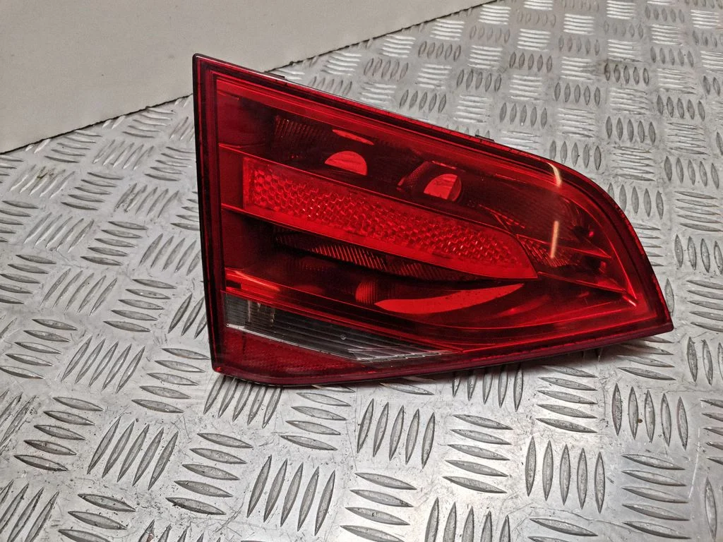 Tailgate rear/tail lights 166973