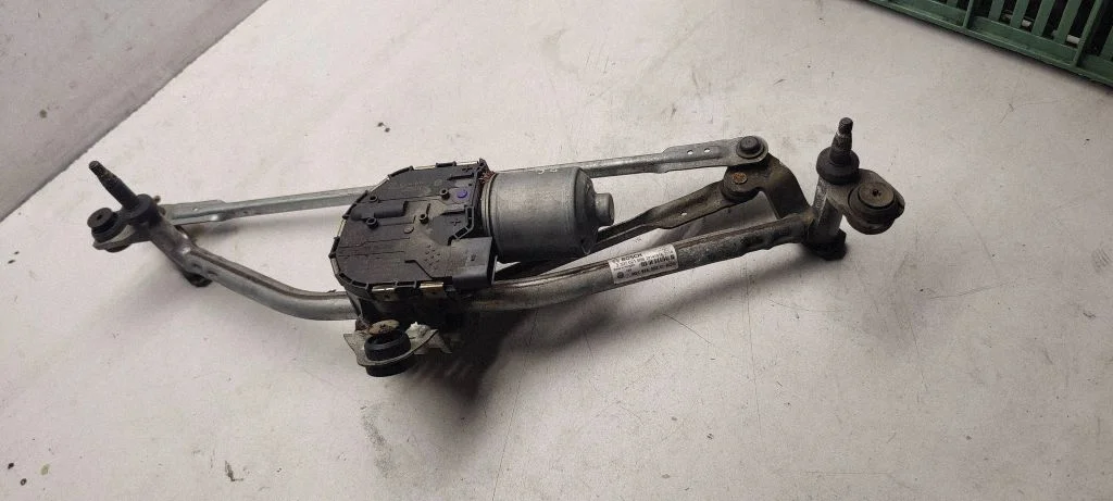 Front wiper linkage and motor 3g1955023c
