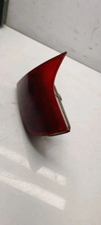 Tailgate rear/tail lights 8e9945094