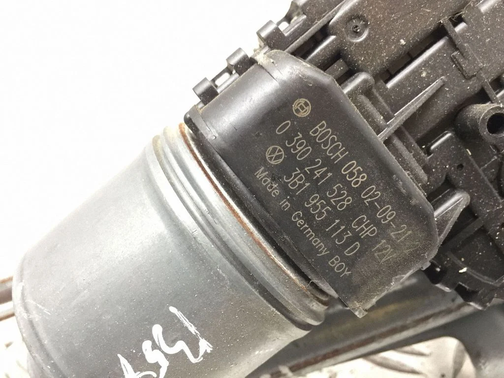 Front wiper linkage and motor 8D1955605B