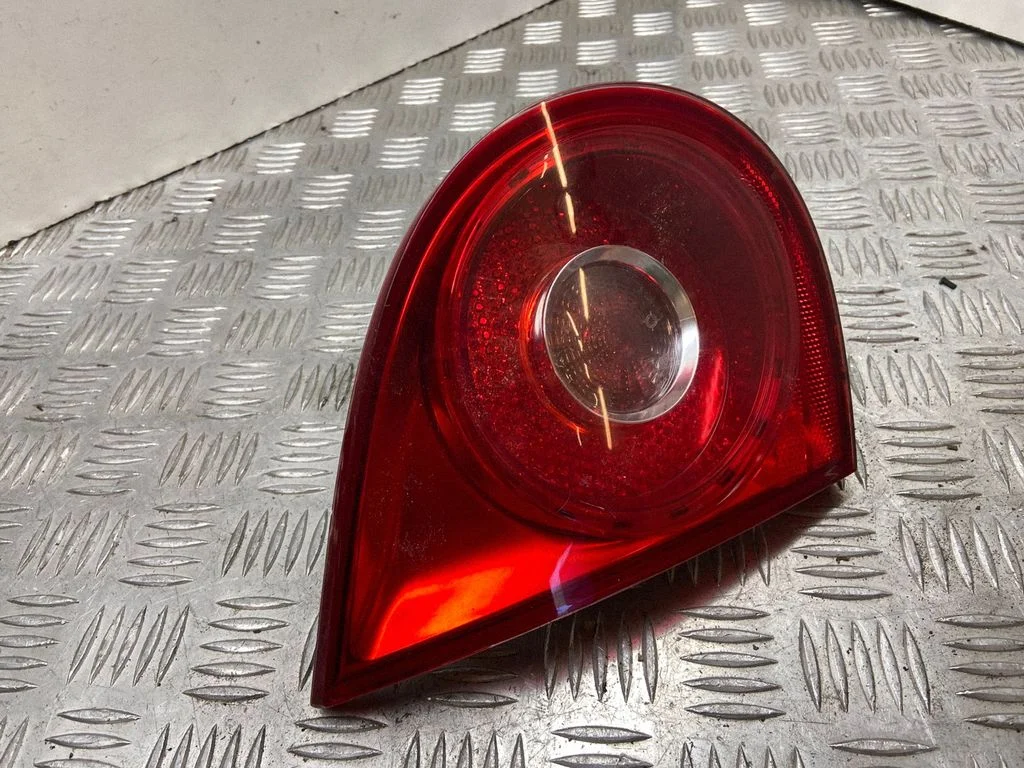 Tailgate rear/tail lights – Volkswagen Golf Plus (2005-2013)