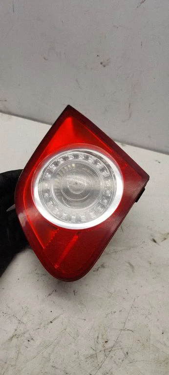Tailgate rear/tail lights 3C5945094