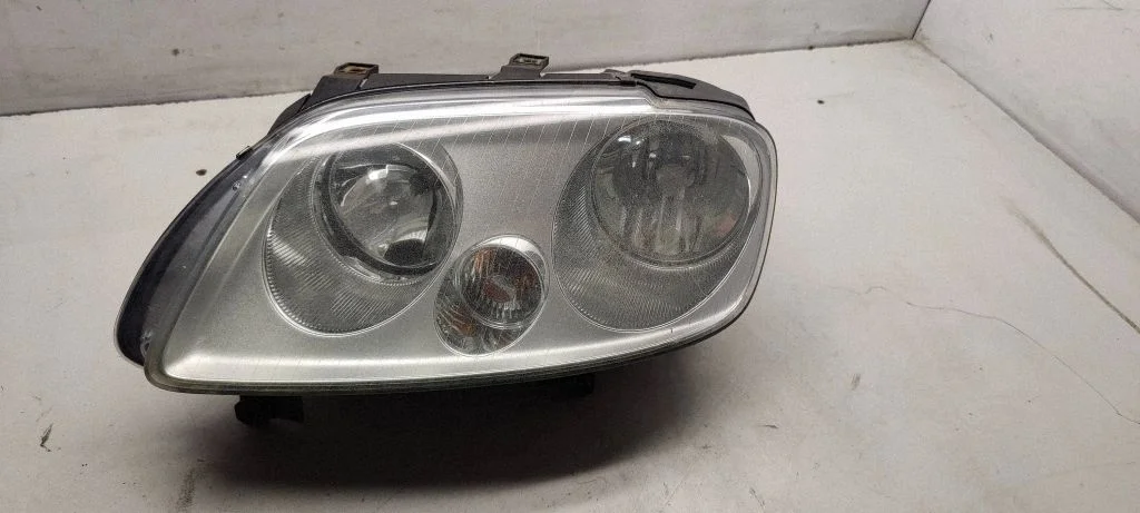 Headlight/headlamp – Volkswagen Cross Touran I (2006-2016)