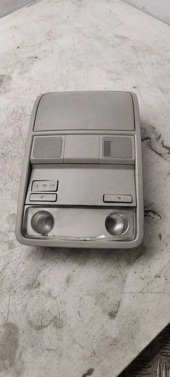 Front seat light 5E0867489