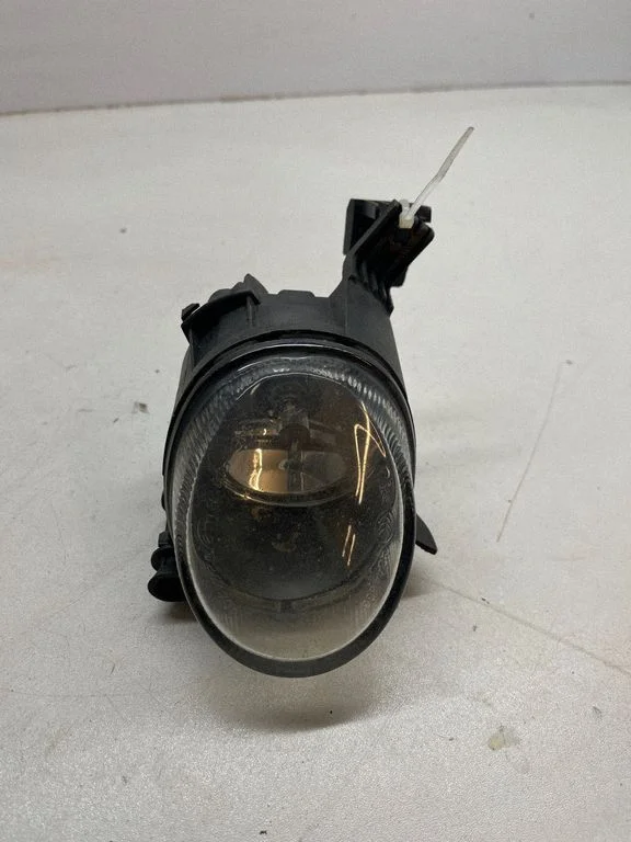 Priekšējais miglas lukturis – Audi A4 S4 B7 8E 8H (2005-2008)