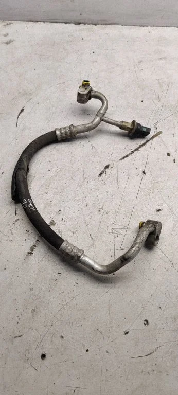 Air conditioning (A/C) pipe/hose 1k08207