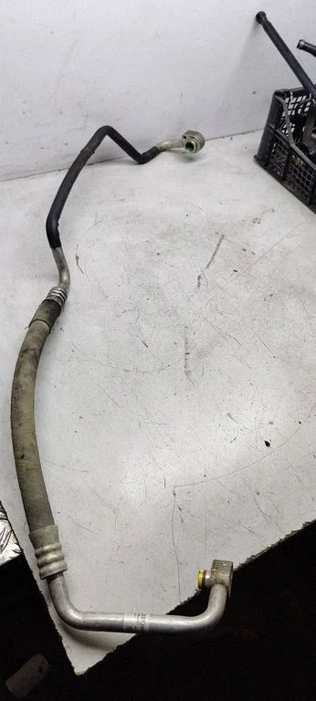 Air conditioning (A/C) pipe/hose 8e0260707bk