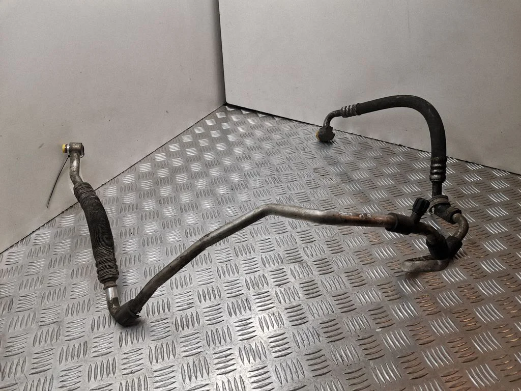 Air conditioning (A/C) pipe/hose 1K0820743AM