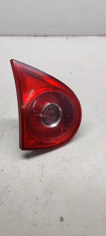Tailgate rear/tail lights 1k6945093E