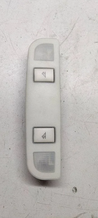Rear seat light 4f0947111