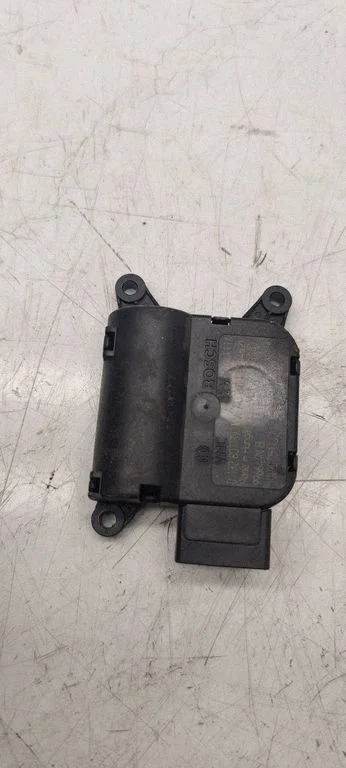 Air flap motor/actuator 1K0907511J