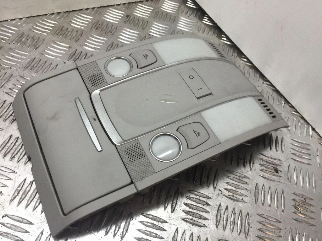 Front seat light 4F0947135BQ