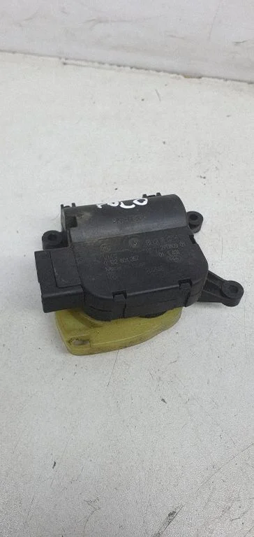 Gaisa aizvara motoriņš/aktuators 0132801357