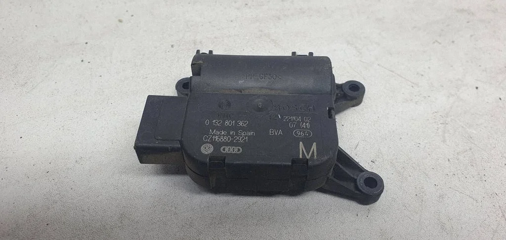 Gaisa aizvara motoriņš/aktuators 0132801362
