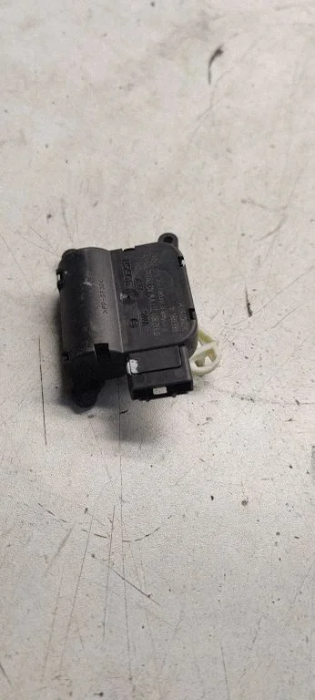Air flap motor/actuator 0132801371