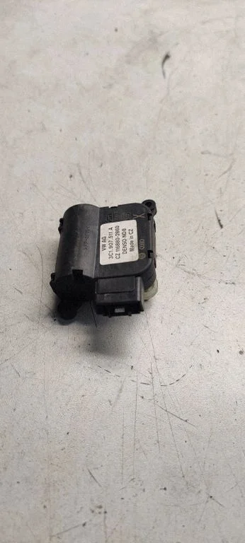 Air flap motor/actuator 3C1907511A